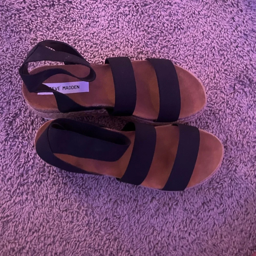 BRAND NEW Steve Madden sandals! - Picture 2 of 5